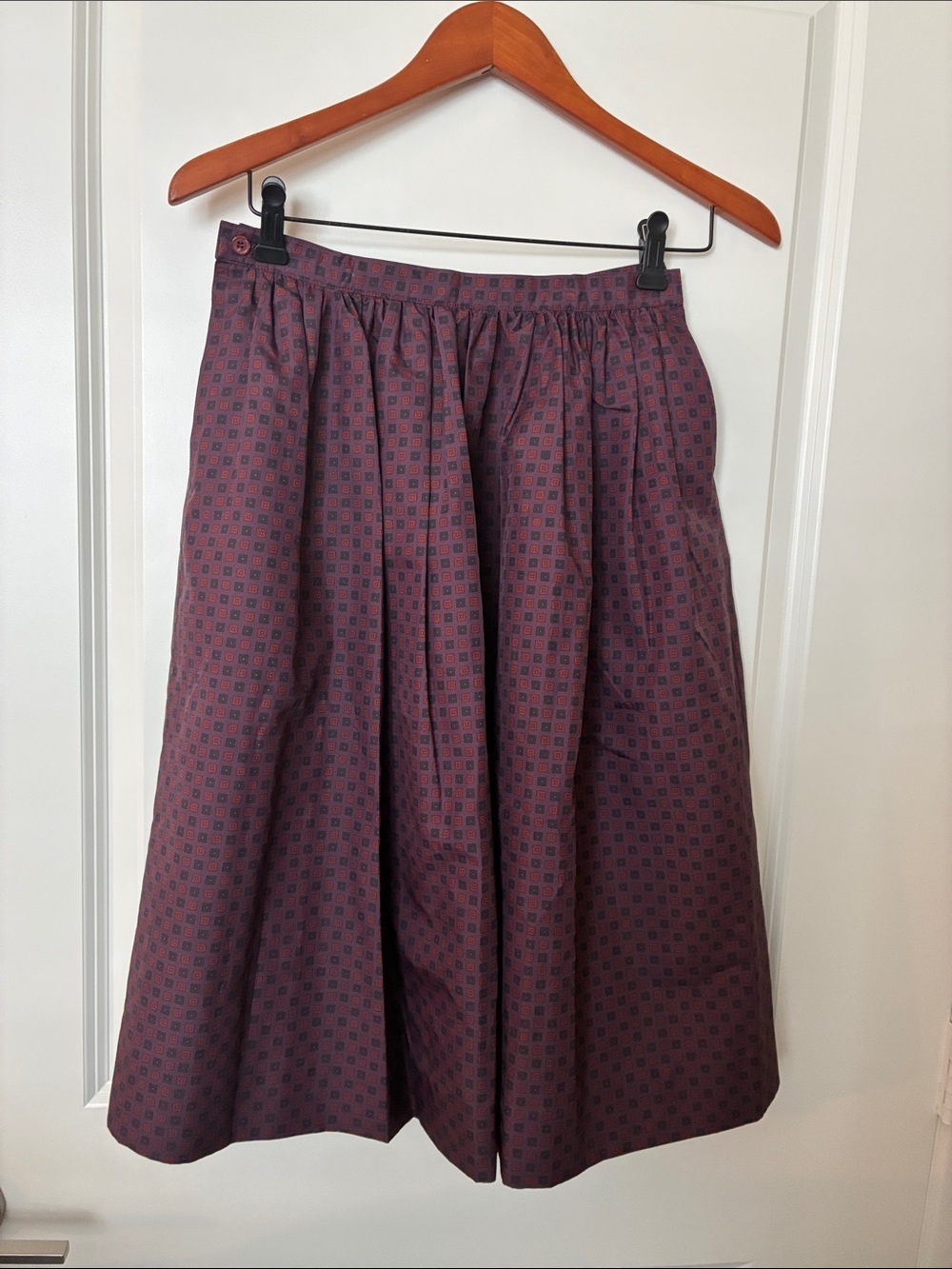 Vintage Albert Nipon  Burgundy Patterned A-Line Skirt